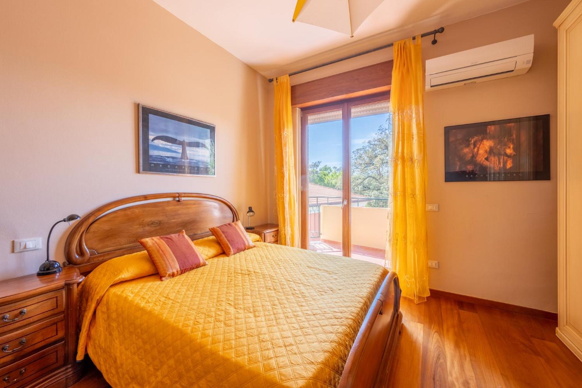 New Luxury 2Bdr Terrace, Views, Ac Apartment Marina Di Carrara Bagian luar foto