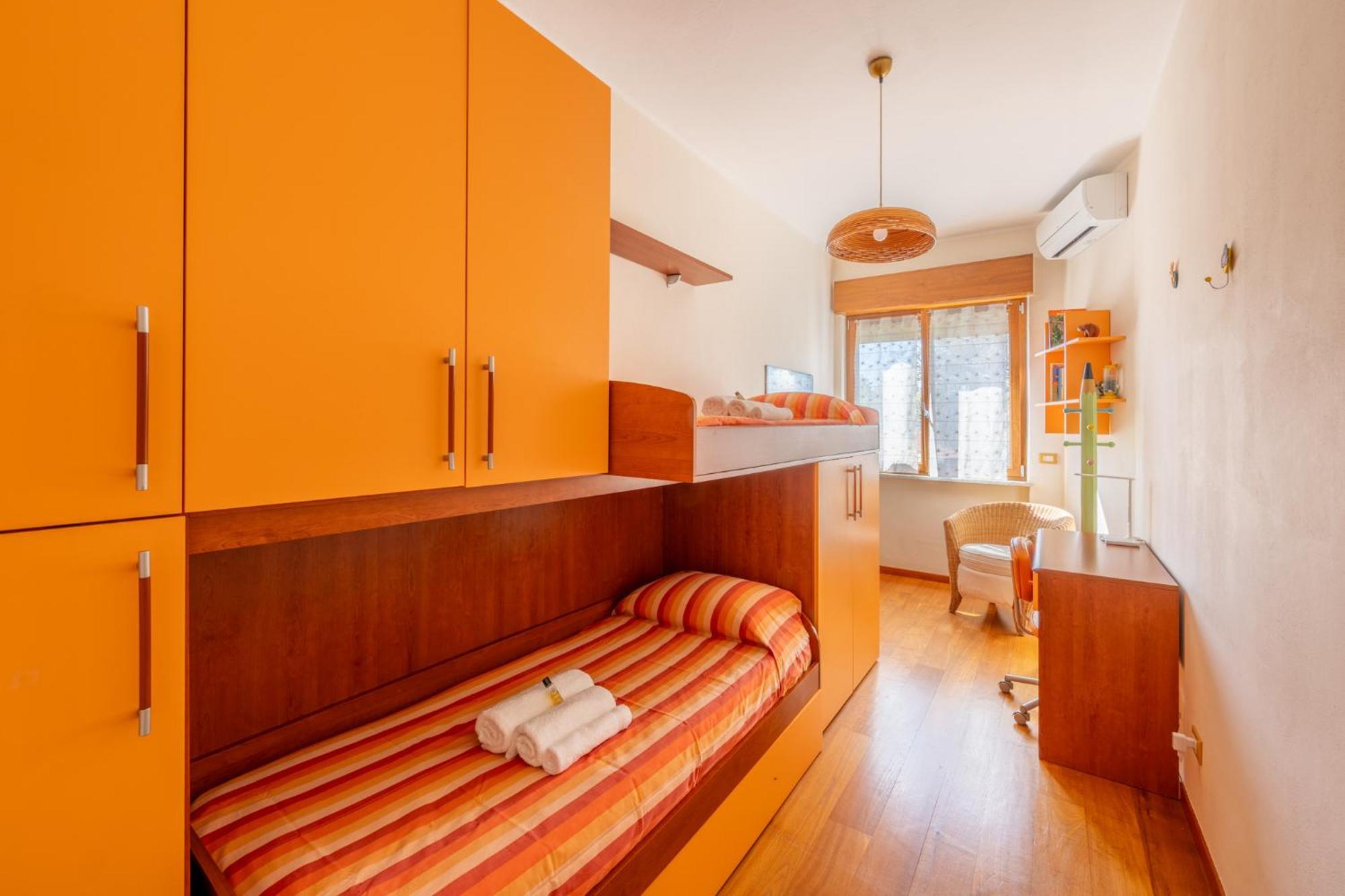 New Luxury 2Bdr Terrace, Views, Ac Apartment Marina Di Carrara Bagian luar foto